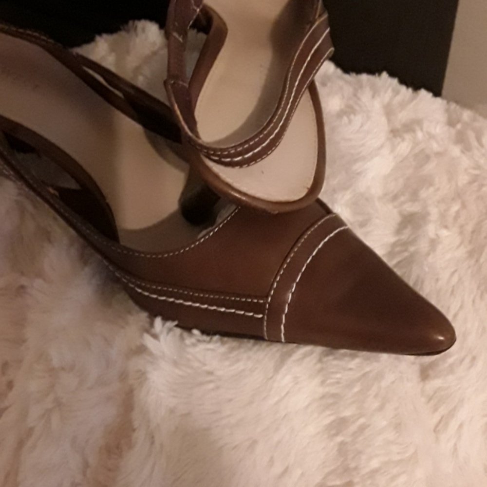 Slingbacks pumps